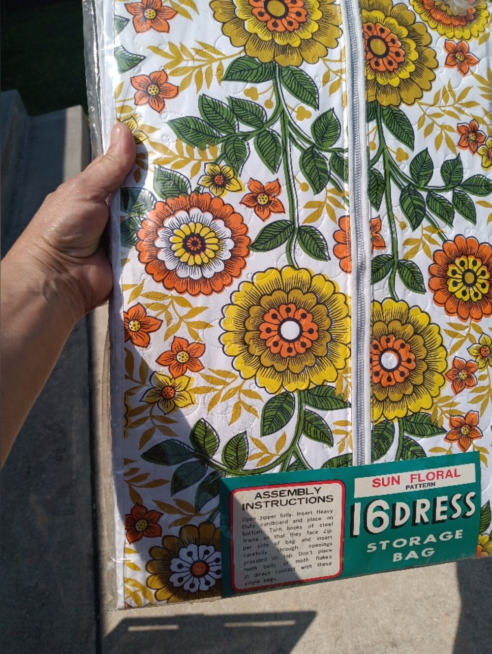 Vintage 1970s MCM Sun Floral Dress Storage Bag Holds 16 Dresses #2018